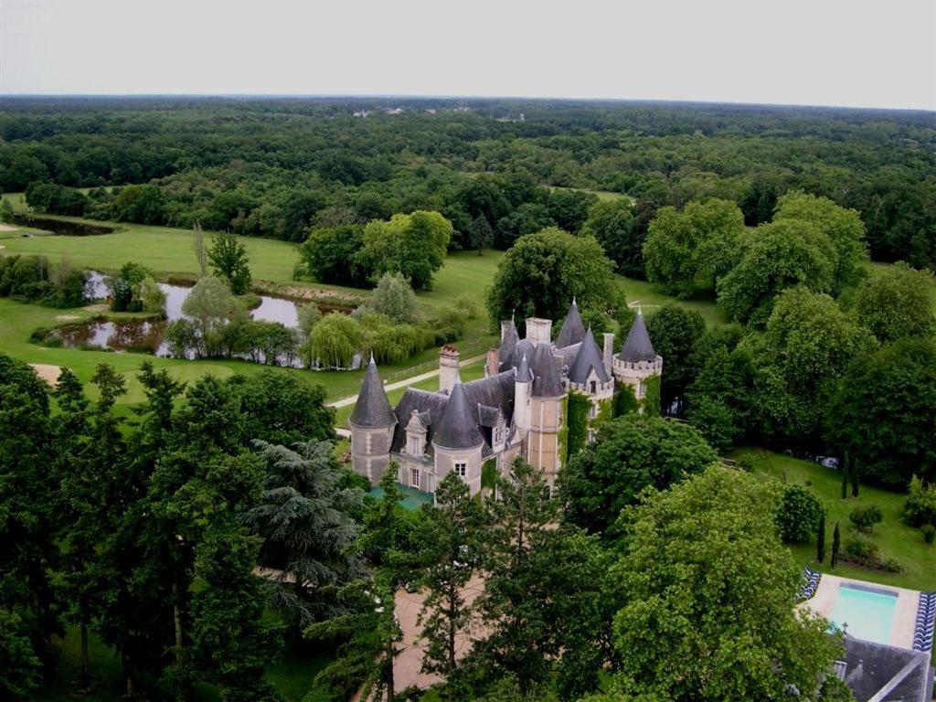 Chateau Golf Des Sept Tours Courcelles-de-Touraine Dış mekan fotoğraf